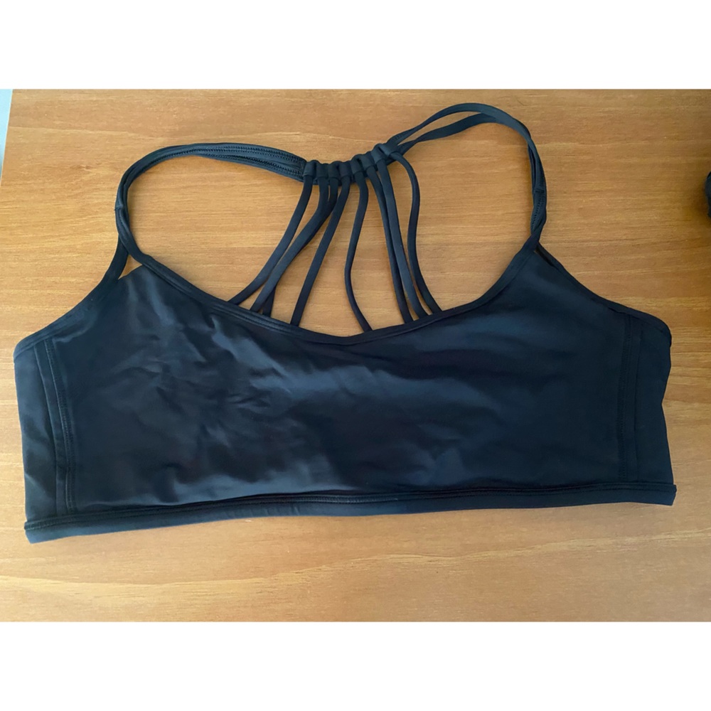 Lululemon | Sports bra
